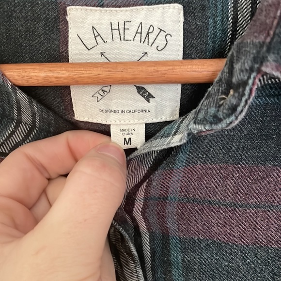 LA Hearts Flannel - Picture 4 of 4